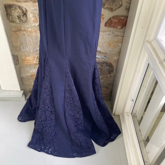 Eliza J Navy Blue Laguna Lace Inset Trumpet Crepe Gown Size 10 $208 - Picture 8 of 12